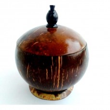 Coconut Dish (with lid) Coconut Dish (with lid)
