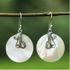 Moon Earrings (design 1) Moon Earrings (design 1)