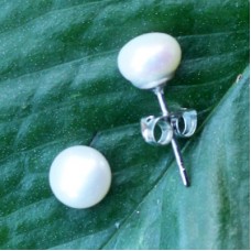 Pearl Stud Earrings Pearl Stud Earrings