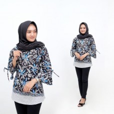 Ladies Batik Top Ladies Batik Top